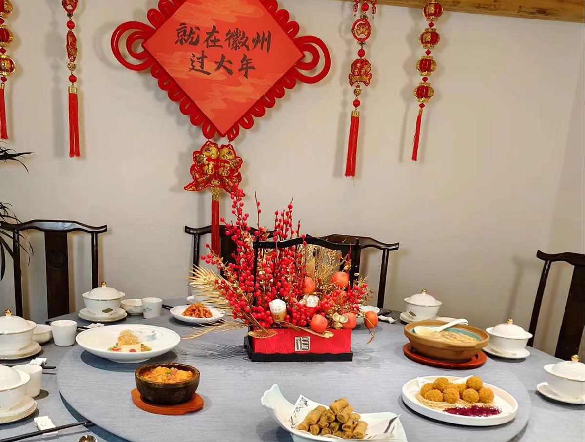篁南公司謀發(fā)展，南溪南里話振興