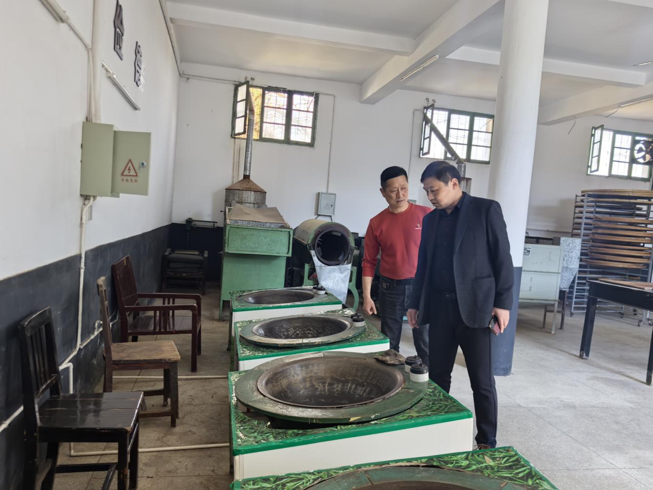 筑牢安全防線(xiàn)，護(hù)航春茶生產(chǎn)